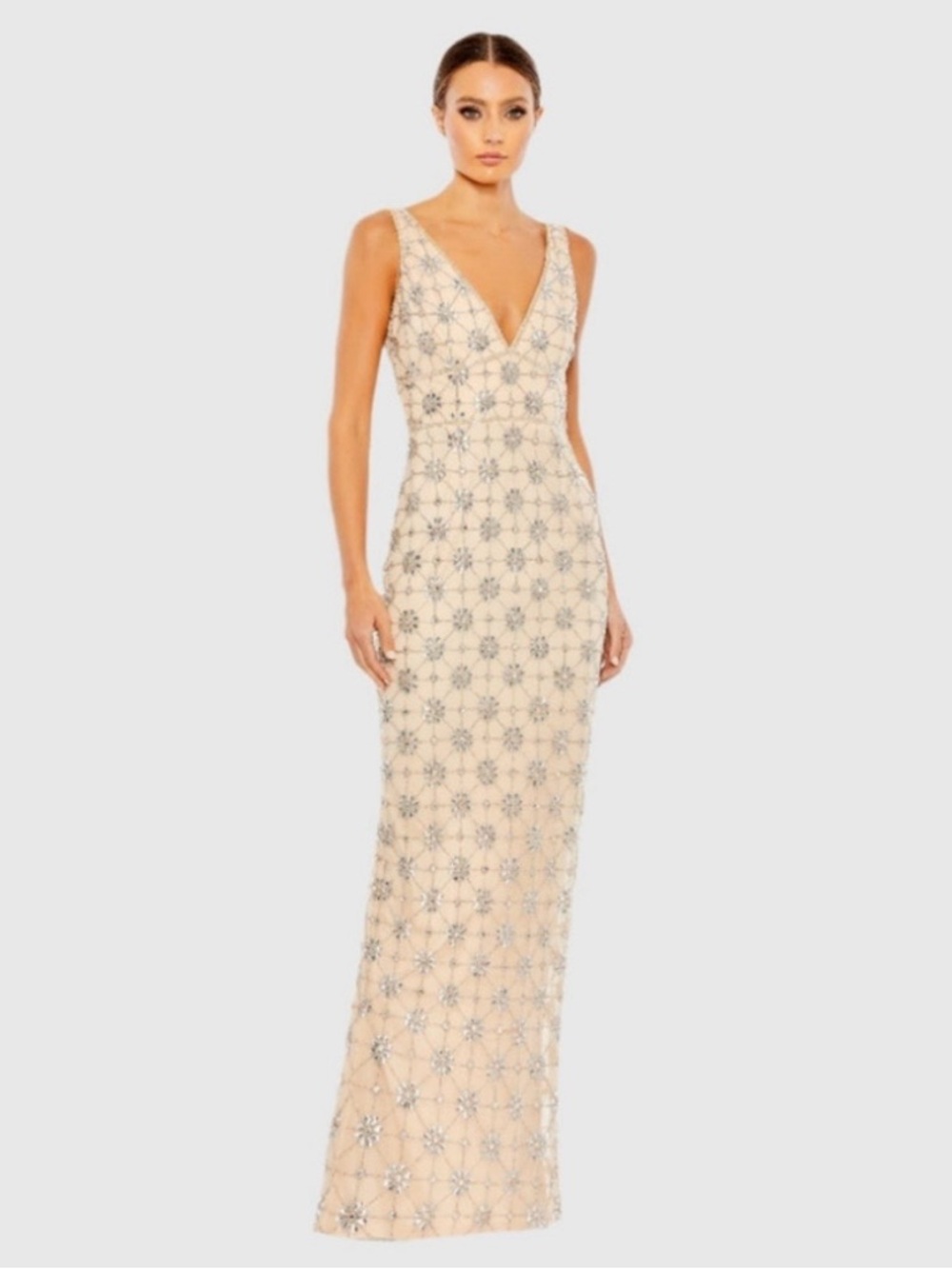NWT Mac Duggal Sleeveless Hand Beaded V-neck Gown Dress Size 4 Silver Nude~ $398